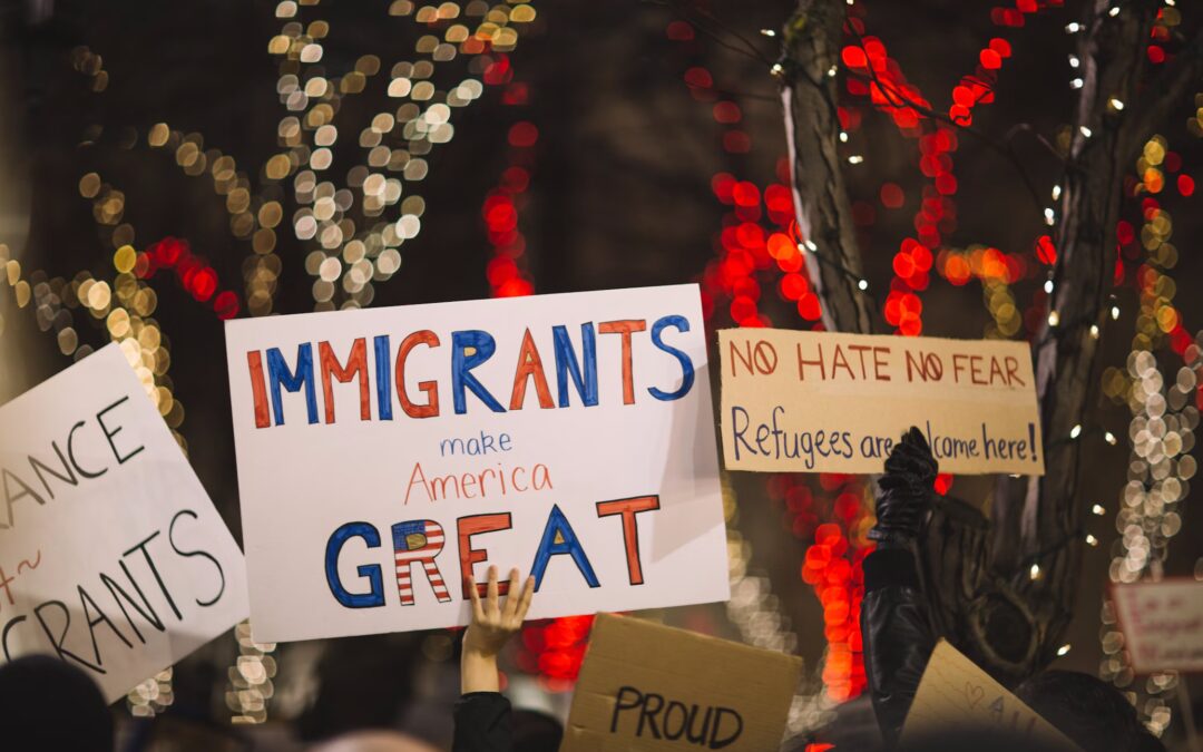 Za zdí: Trumpova eskalující válka proti hispánské Americe